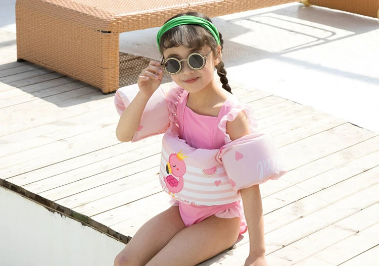 15574613054_2121068239