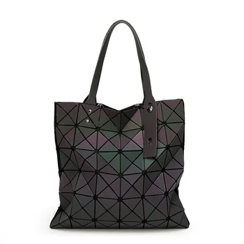 

2020 Autumn Fashion WOMEN'S Bag Triangular Flexible Handbag Shoulder Bag Geometry Rhombus Folding Laser Bag