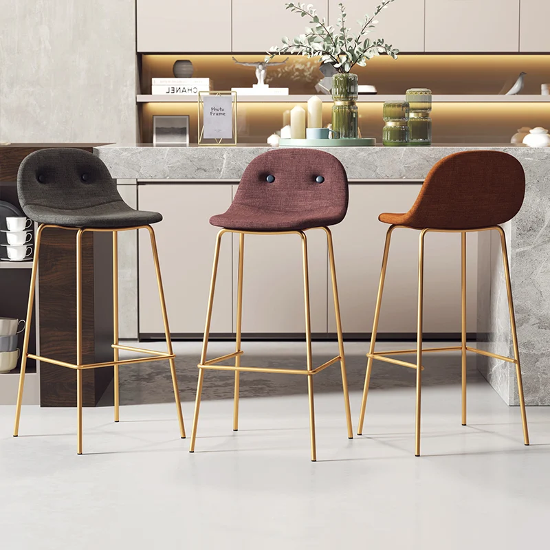 Скандинавский барный стул