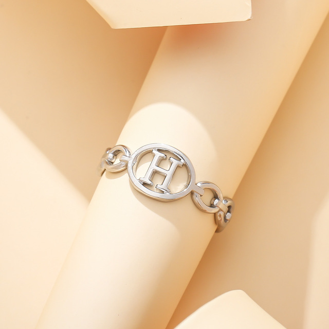 Out A-ZLetter 2Colors Metal Adjustable Opening Ring Initials Name Alphabet Female Party Fashion Jewelry Christmas Present
