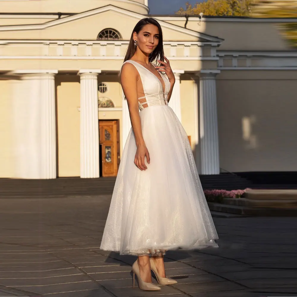 

Elegant White Sleeveless Wedding Dresses Sexy V Neck A Line Ankle Length Tulle Beach Garden Backless Bridal Gowns 2022