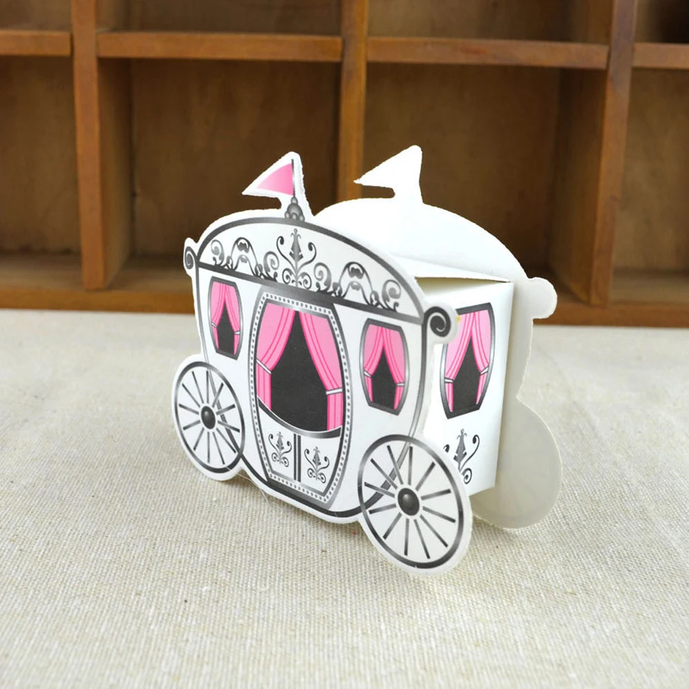 

50Pcs Crown Fairy Tale Pumpkin Carriage Wedding Candy Box Marriage Charm Shower Favor Candy Boxes Wedding Party Gift Bag