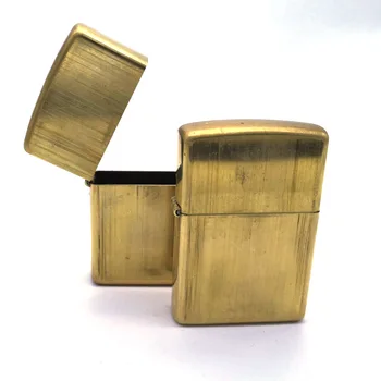 

Brass Armor Oil Lighter Shell Solid Copper Kerosene Lighters cover Lighter accessories Shell Waterproof Close Joint Fuel Saving