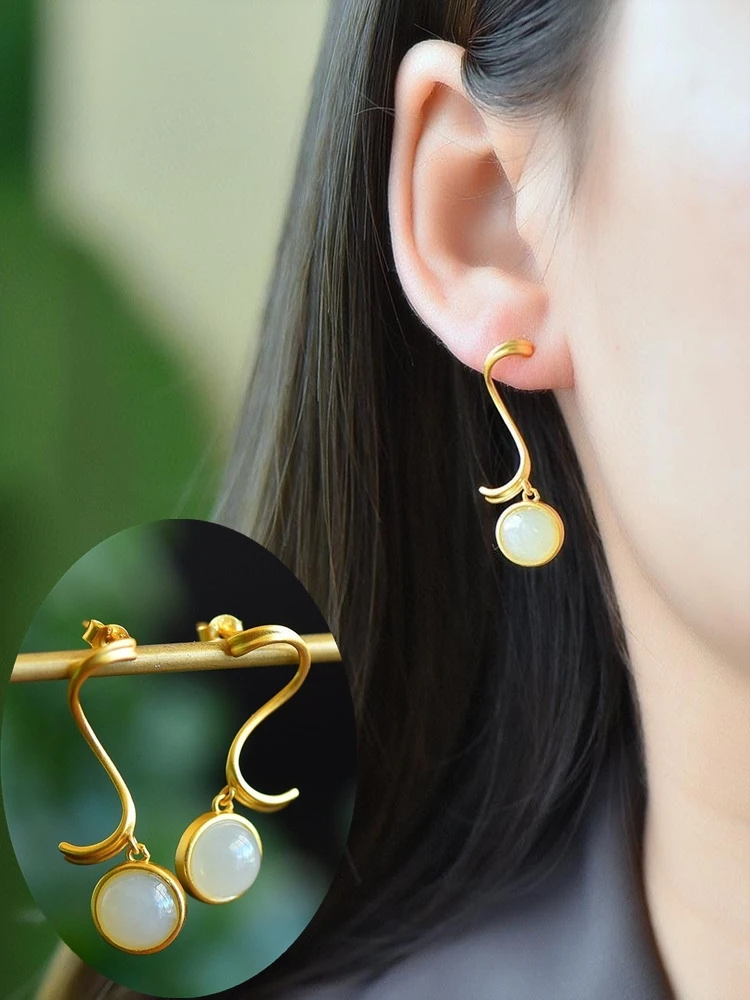 

Серьги женские из серебра 925 пробы с белыми драгоценными камнями