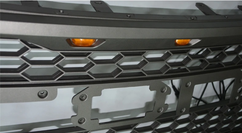 High Quality ABS Front Middle Grille Racing Grills Honeycomb Mesh With LED Lights For Ford Explorer