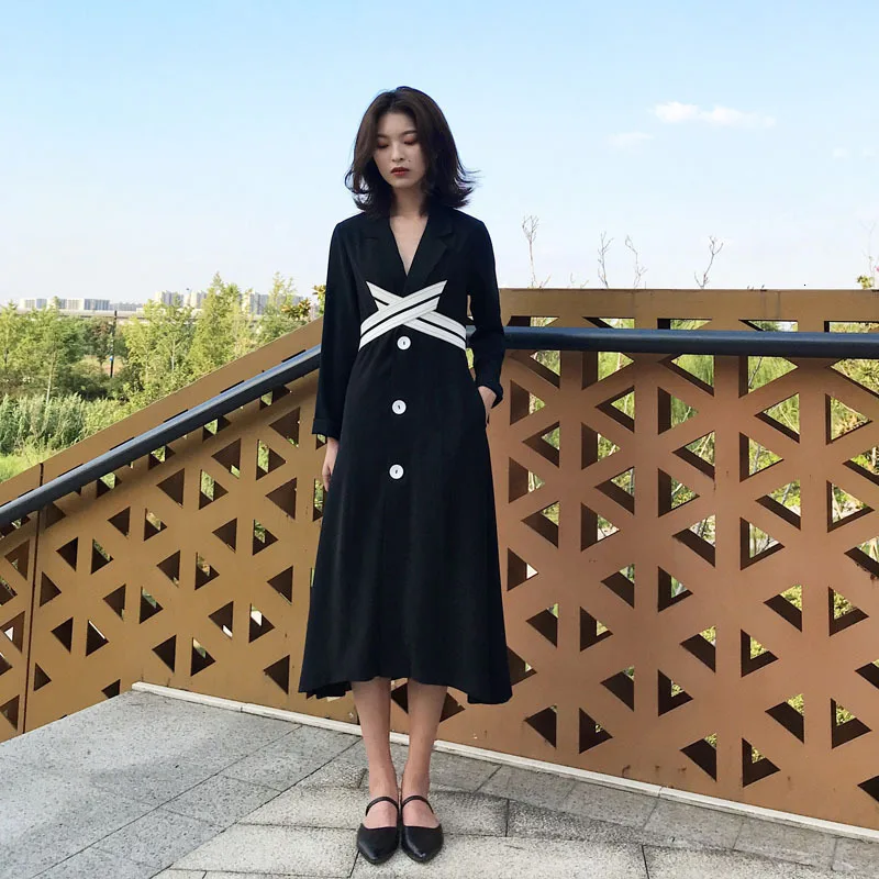 

[EWQ] 2020 Spring Autumn High Quality V- Colllar Long Sleeve Single Breasted Casual Dress Women Fashion Tide AK17501