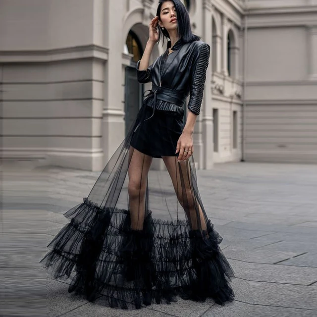 Black Tulle Skirt Holiday Look - Gift Guide for Her - Dawn P. Darnell |  Tulle skirt black, Tulle skirts outfit, Black tulle skirt outfit