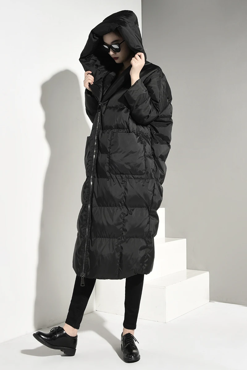 [EAM] Black Oversize Long Hooded Cotton-padded Coat Long Sleeve Loose Fit Women Parkas Fashion New Autumn Winter JD1210