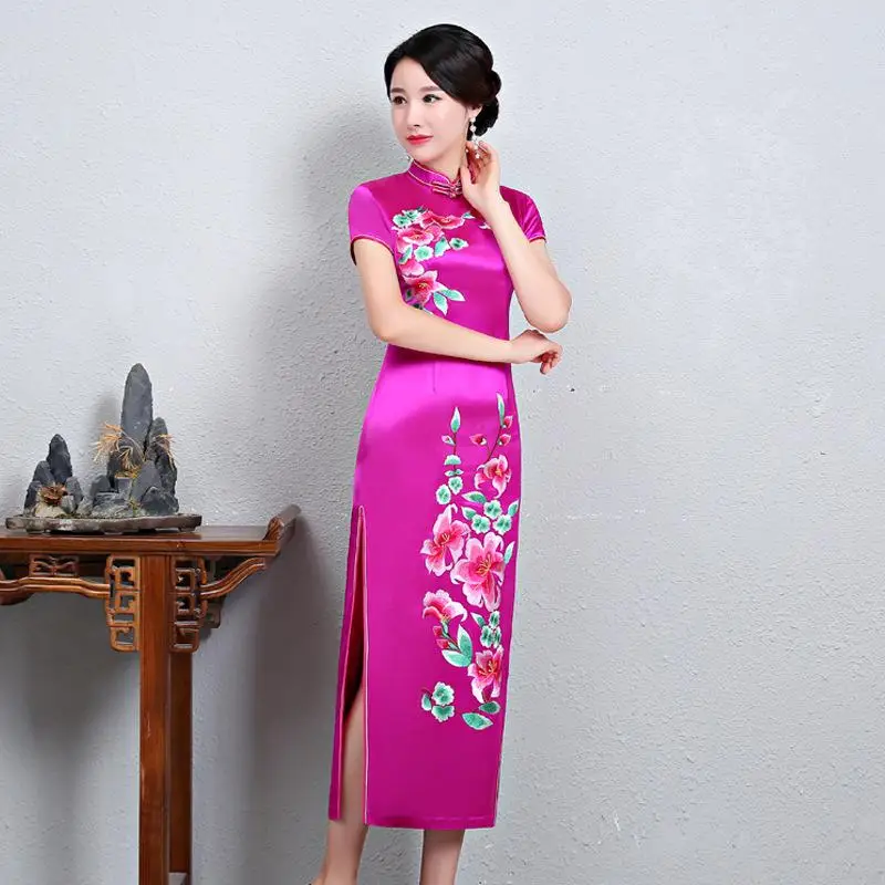 Черный атласный Qipao для молодых девушек Китайский традиционный Мандариновый воротник короткий рукав вечернее платье с большим разрезом сексуальный чонсам - Цвет: Hot Pink