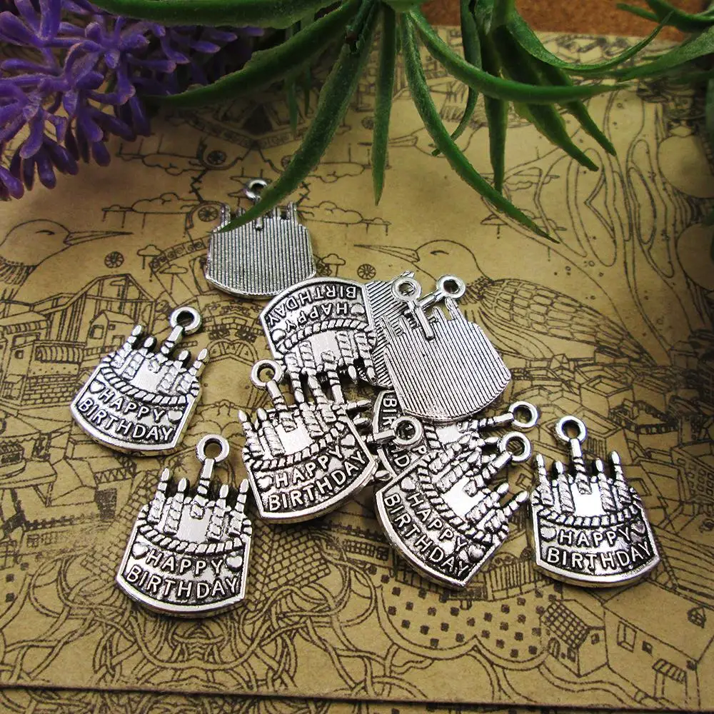 Подвеска в виде торта С Днем Рождения из античного серебра 35 шт. 22*15 мм подвески