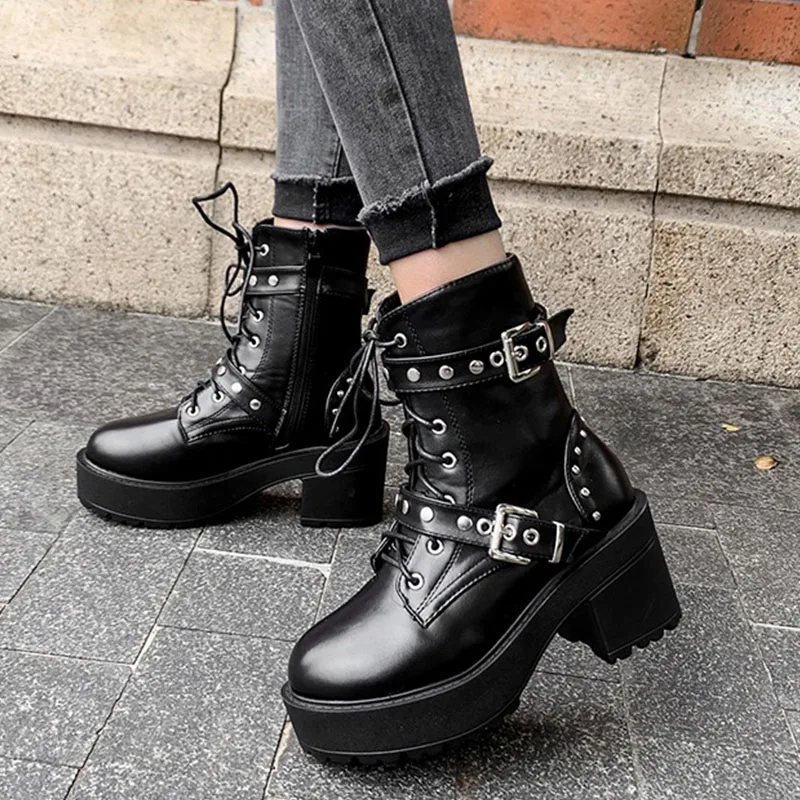 Demonia-Botas de tacón alto con plataforma para mujer, zapatos góticos a la  moda, botines cortos con remaches, estilo gótico, color negro, novedad -  AliExpress Calzado