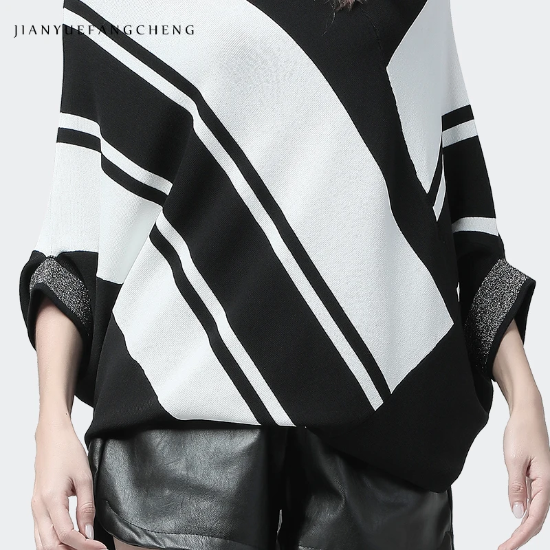 Korean Style Women Sweater Fashion Black White Striped O-neck Bat Wing Sleeve Knitted Pullover Plus Size Ladies Autumn Clothes