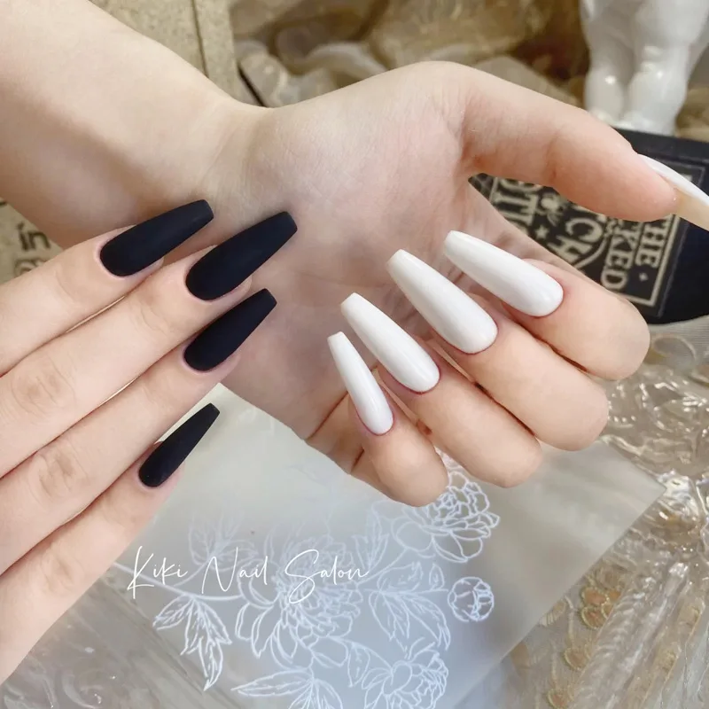Preto e Branco Falso Longo Unha Fosco Caixão Armadura Unhas Destacável Wearable Capa Completa Dicas 24 Pçs 1 24 pçs falso longo unha fosco fosco