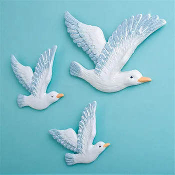 

Artificial Mediterranean Sea Set of Three Seagulls Flying Birds Sea Birds Resin Peace Dove Ocean Wall Decoration Home Pendant