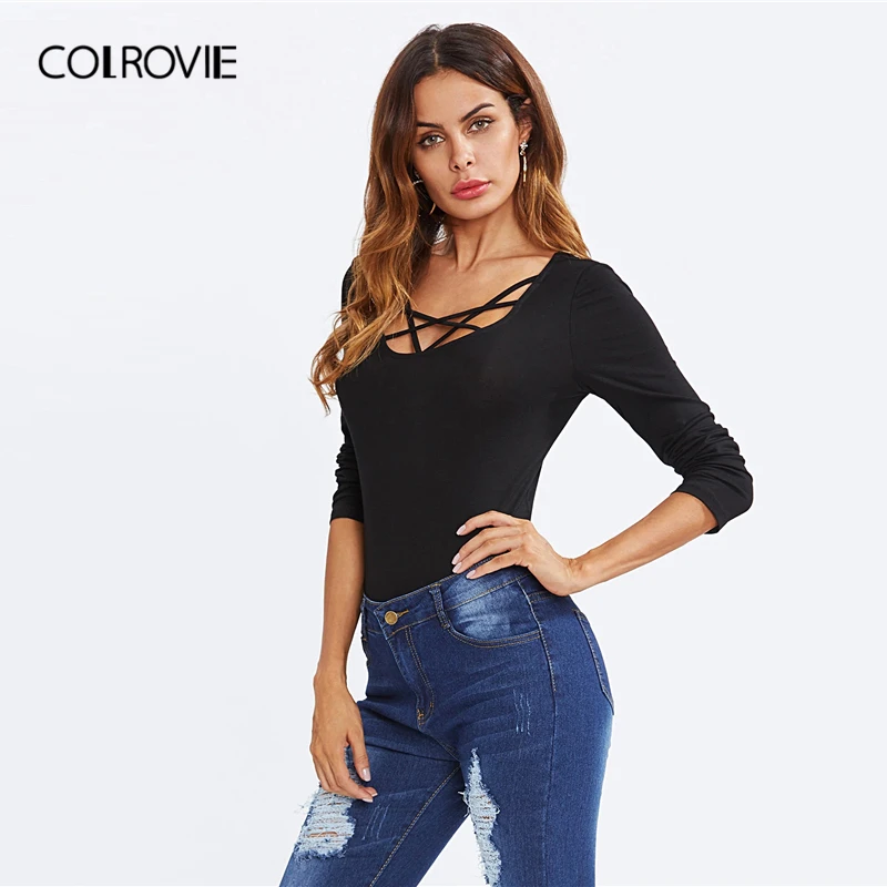 COLROVIE черная облегающая футболка в клетку спереди Женская облегающая футболка с перекрещивающимся крестом, приталенная Однотонная футболка осень, уличная одежда, базовые эластичные повседневные топы