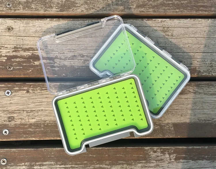 

Maiwei Ultra-Thin Silica Gel Waterproof Box Fly Box Sequin Box fei diao he