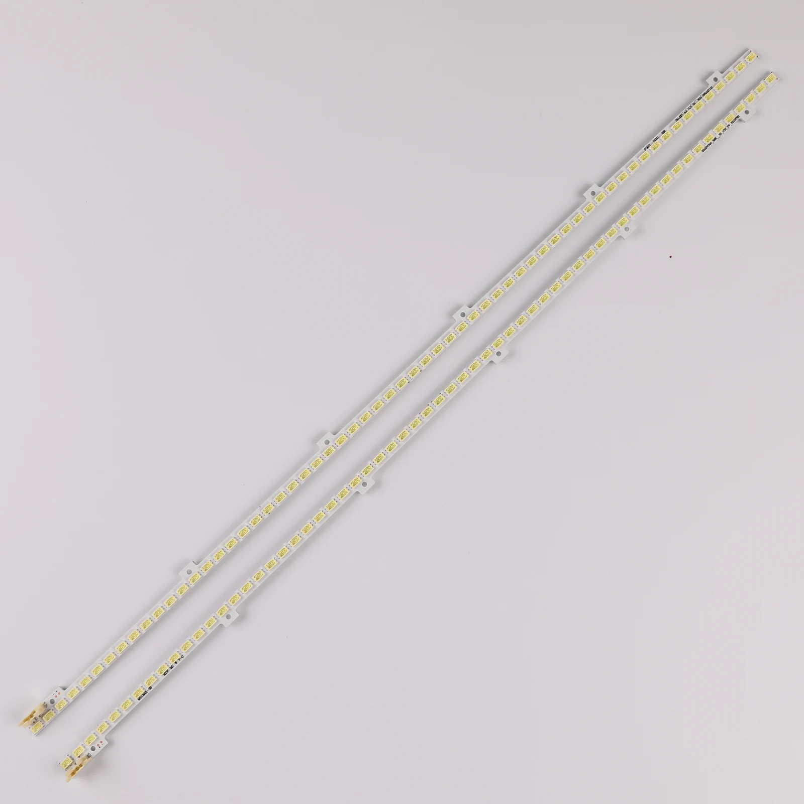 2 / 40 2011SVS40 UE40D5000 UE40D5500 UE40D5700 LD400BGC-C2 ltj400hm03-j bn96-16606a LEDstrips