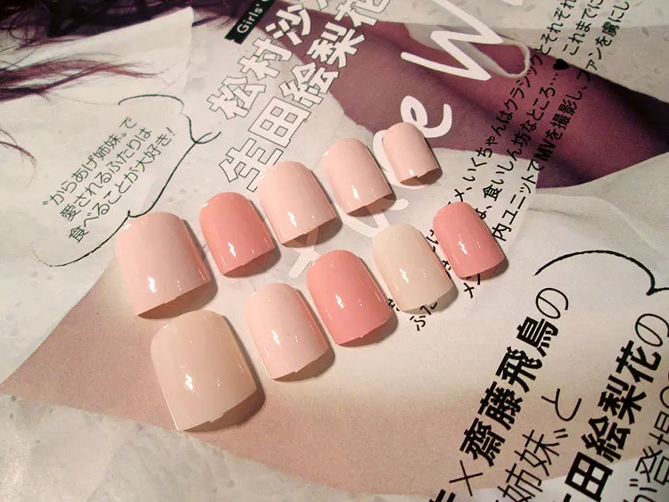 24 PCs Boxed Manicure Finished Product Jump Color Solid Color Short Fake Nails Patch Nail Manufacturers Wholesale D34
