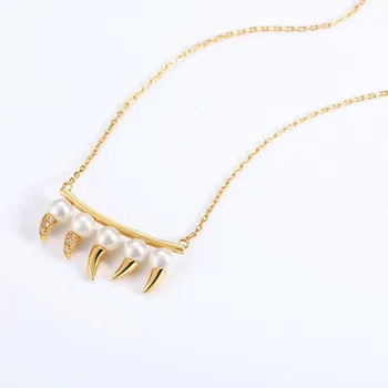 

Horn Pearl Necklace Women's Simple Fashion Light Luxury
