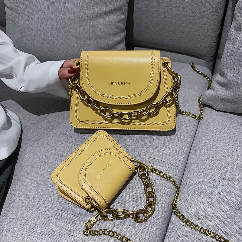 

Mini Trapezoid Shoulder Bag Women's 2019 New Style (Large Small) Retro Hong Kong Style Square Sling Bag Shoulder Bag with Chain