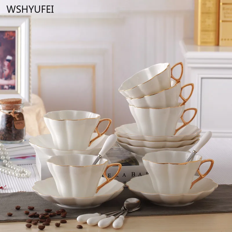 

2Pcs Direct selling new products court ceramic afternoon tea gold butterfly flower glaze bone porcelain coffee cup milk cup set