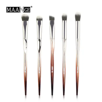

2019 the new 5 three-finger eye makeup brushes, eye shadow brushes, makeup tools are popular in makeup