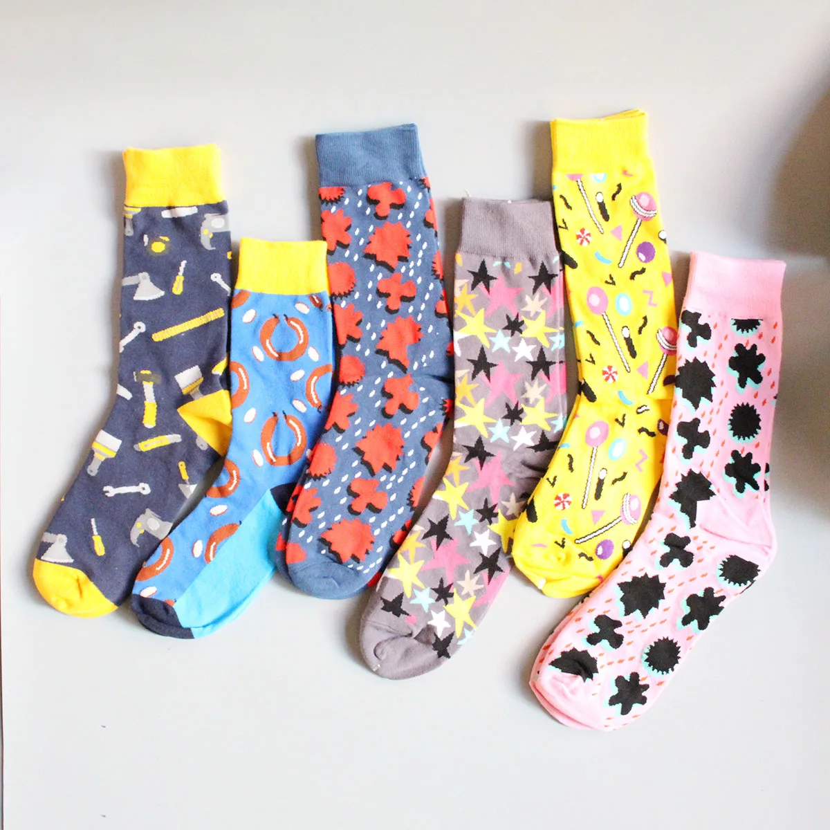 2021 New Style Men Cotton Socks Harajuku Funny Casual Happy Cute Colorful Novelty Socks Women and Men Wedding Accessories Gift