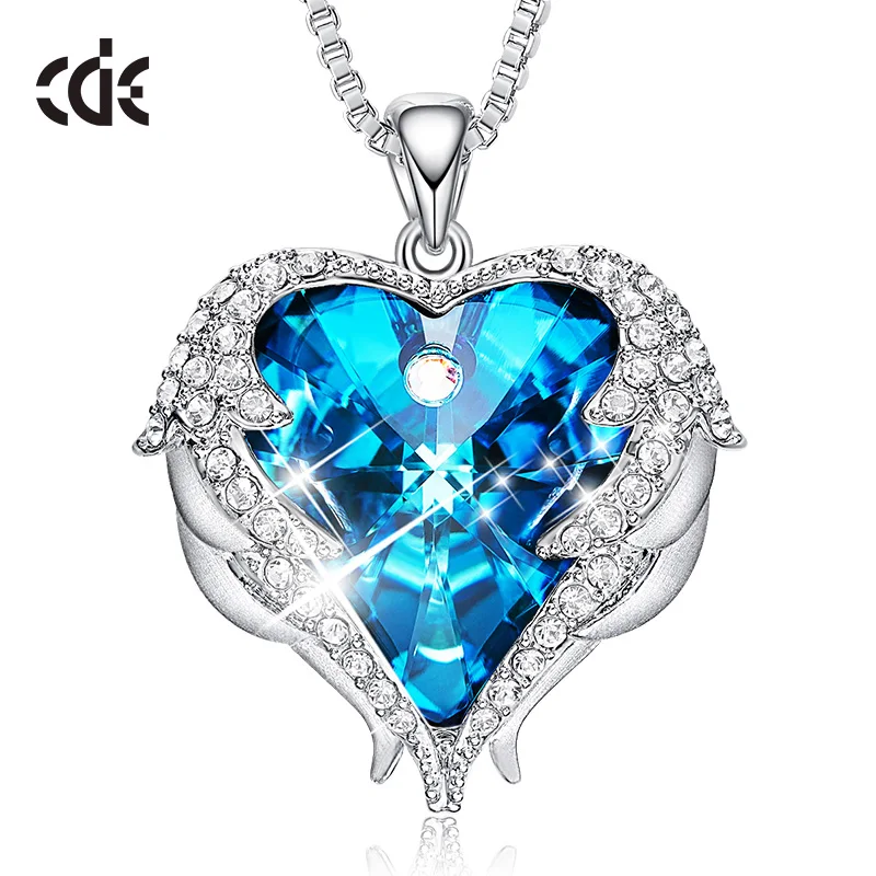 CDE-collar de cristal con colgante de corazón con brillos para mujer, colgante de piedra azul, ala de Ángel, joyería Original
