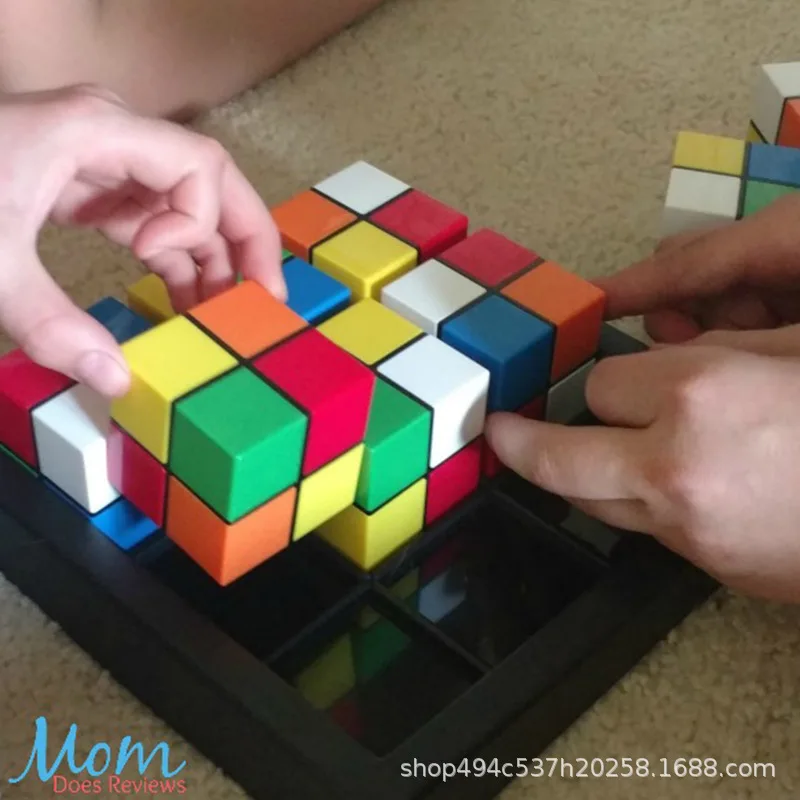 Шесть цветов ThinkFun Sudoku