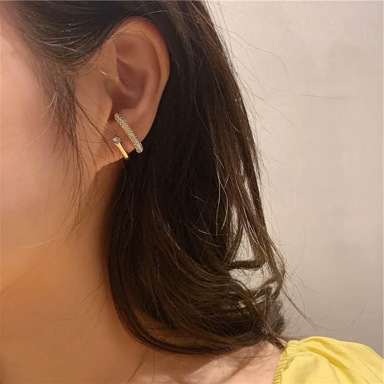 Korean Style Vintage Gold Double Layers Hook Geometric C Crystal Stud Earrings for Women