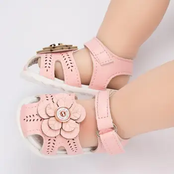 KIDSUN 2021 New Product Baby Sandals Flower Leather Rubber Sole Flat Summer Outside Infant Girl Crib Toddler First Walkers 1
