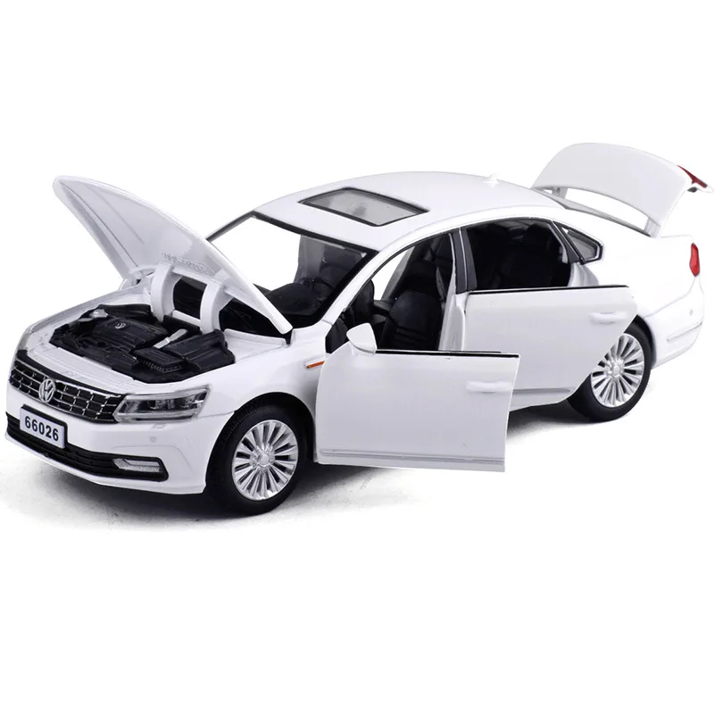 Высококачественная модель автомобиля из сплава Passat 1:32, имитирующие Литые металлические звуковые и легкие инерционные игрушки, детские подарки - Цвет: Белый