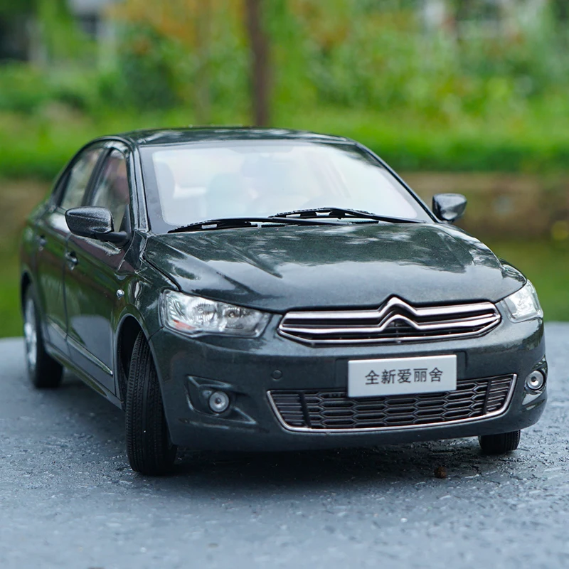 Оригинальная коробка 1:18 Высокая тщательно Citroen новая Elysee сплавочная модель автомобиля статические металлические модели автомобилей для Коллекционные вещи подарок