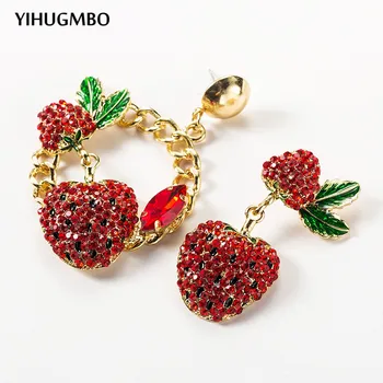 

YIHUGMBO Glass Strawberry Flowers Drop Dangle Earrings for Women Korean Insect Statement Jewelry Bohemia Wedding Earrings Gifts