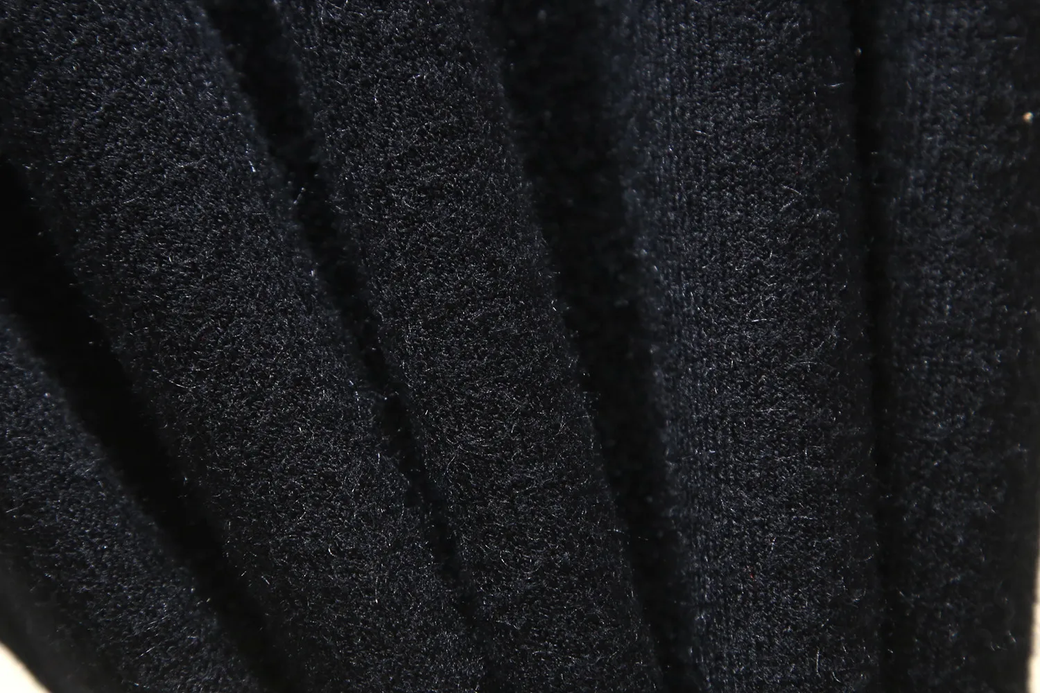 Woolen Sweaters Women Pullovers Black Hand-painted O-Neck Jumper Knit Tops Autumn Winter Fashion Jersey Casual Korean Clothing Woolen Sweaters Women Pullovers Black Hand-painted O-Neck Jumper Knit Tops Autumn Winter Fashion Jersey Casual Korean Clothing