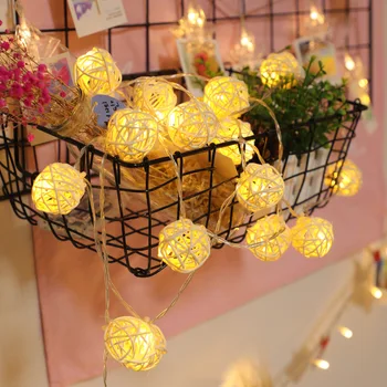 

2.5/5m Twinkle Sepaktakraw Battery String Light Ball Lamp for Holiday Wedding Decor Light String