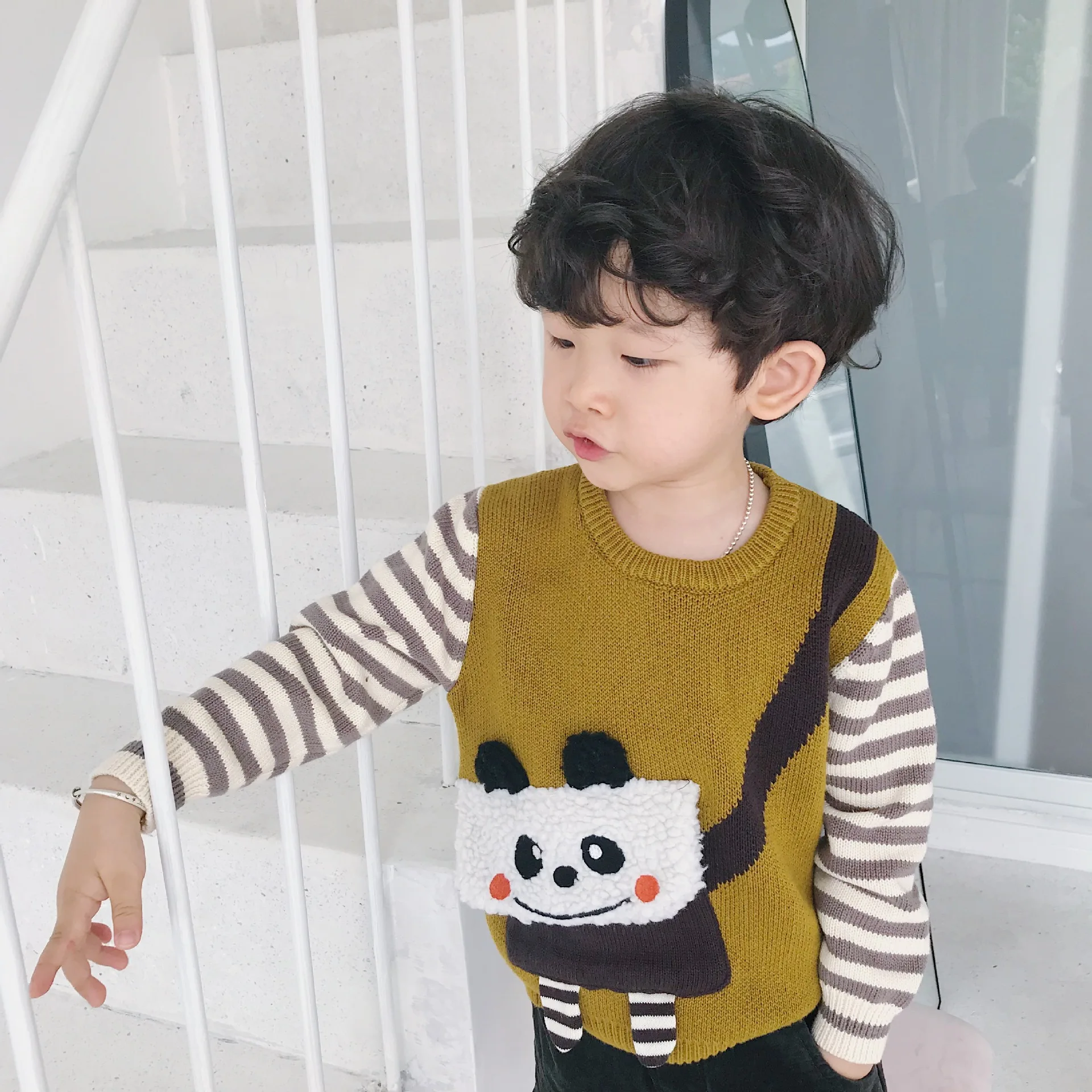Tonytaobaby/осенне-зимняя одежда; новая стильная одежда для маленьких мальчиков и девочек; свитер с медведями для малышей; милые детские свитера
