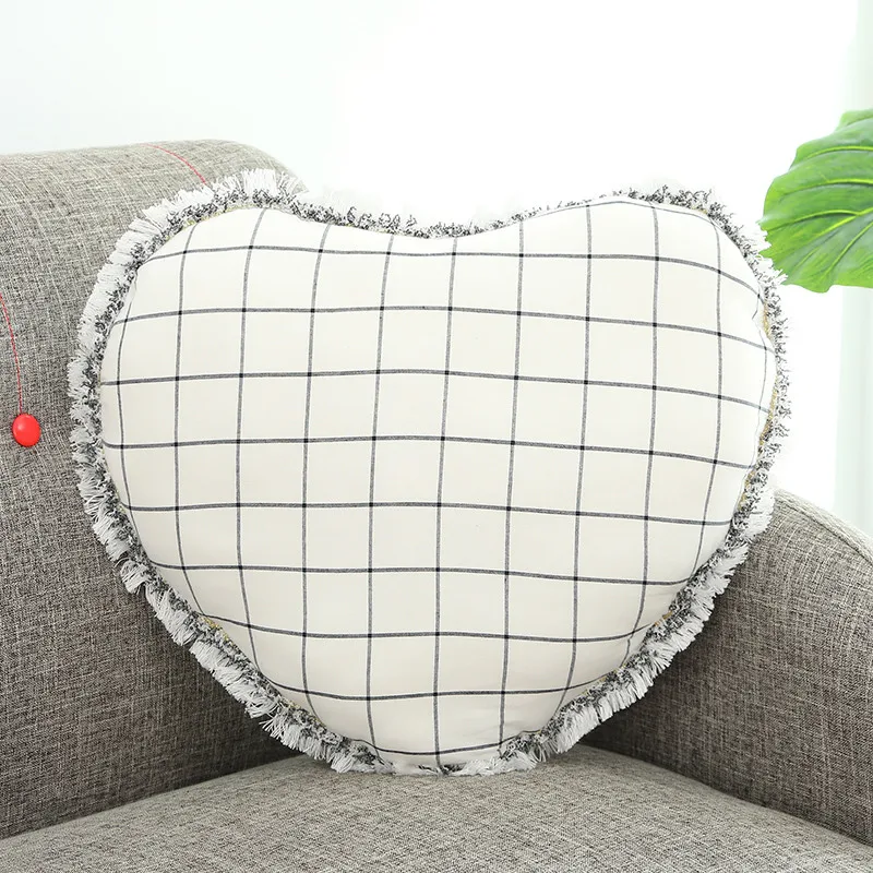 white black plaid Подушка в форме сердца красочная клетчатая и нежная кисточка - Цвет: white black plaid