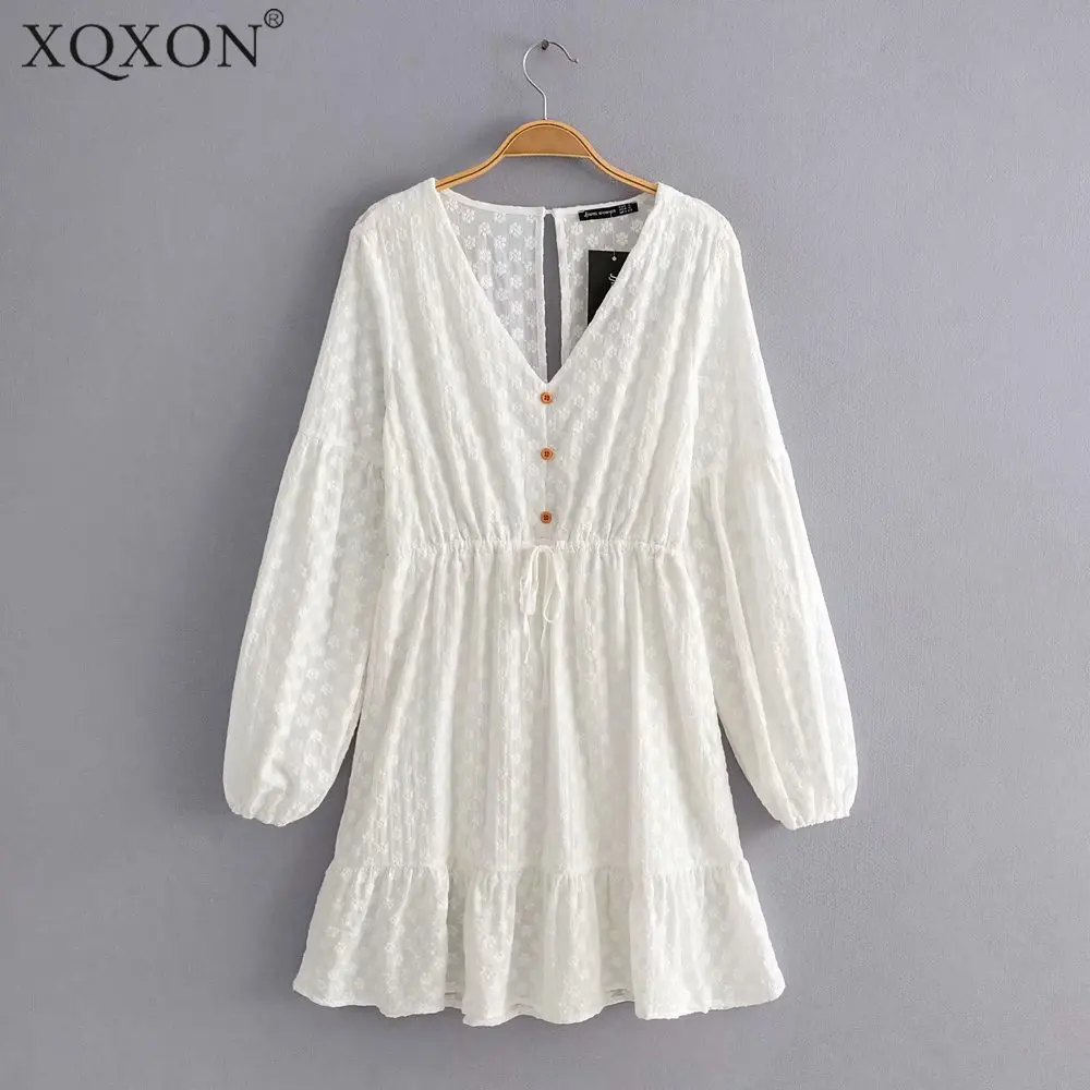 

2019 Fall White V Neck Mini Dress Long Sleeve Floral Embroidery Dress Boho Style Vacation Cotton Sundress
