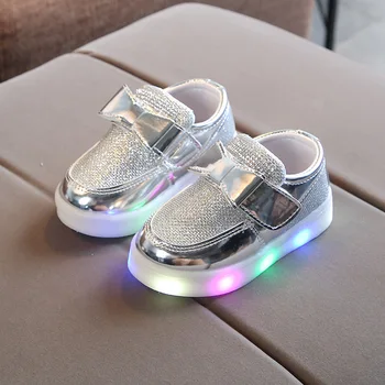

Fashion Bow Sequin Lighted LED Toddler Sneakers Baby Girl Light Shoe 2019 New Kids Autumn Casual Shoes Size 1 2 3 4 5 6 Year Old