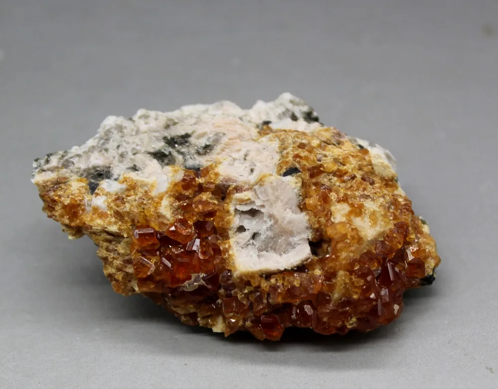 35g с натуральным гранатом минеральный кристалл образца камни и кристаллы необработанный кварц