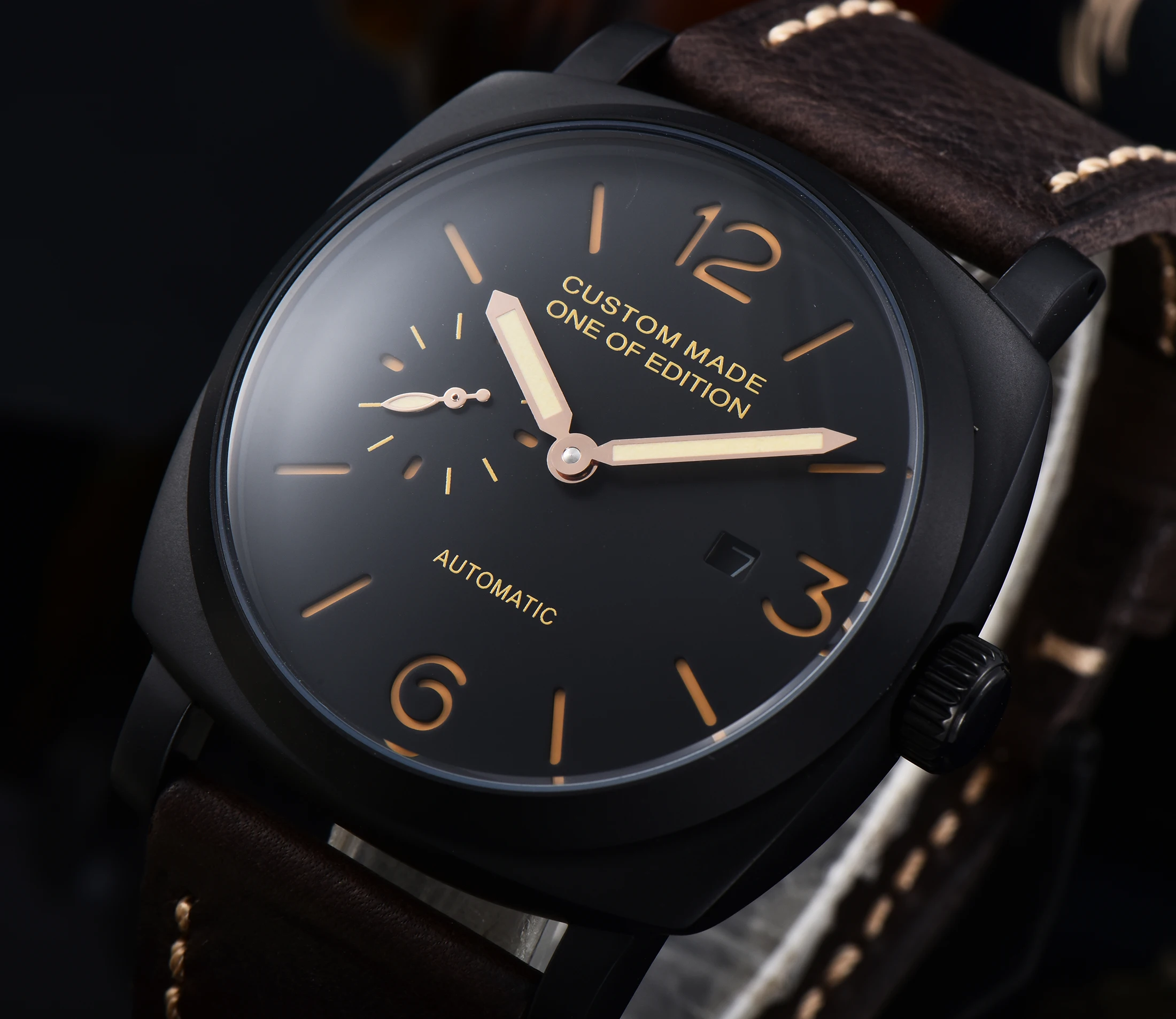 

Oumashi watch automatic movement military calendar 47 mm plastic steel case leather strap luminous hand a1