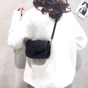 

Fashion bags women's bags new 2020 tide Korean version of the wild ins niche saddle shoulder messenger bag