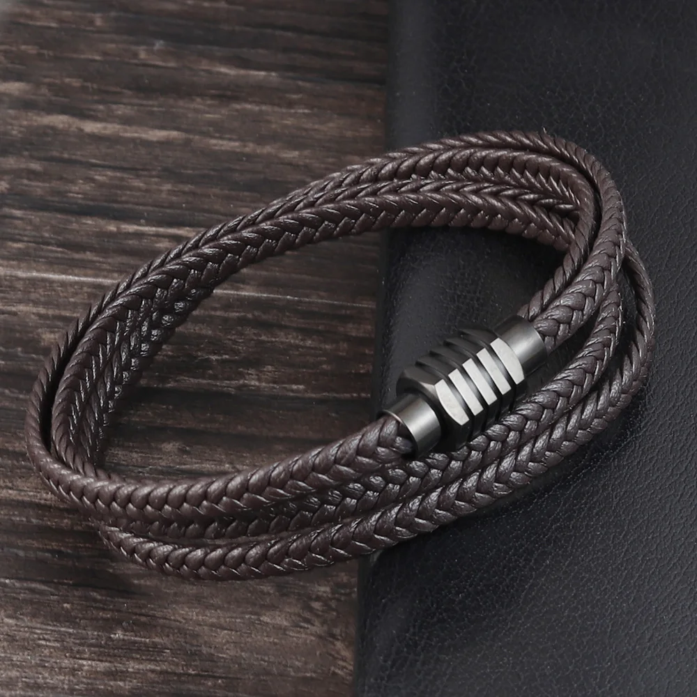 Genuine Leather Bracelet Jewelry with Stainless Steel Clasp