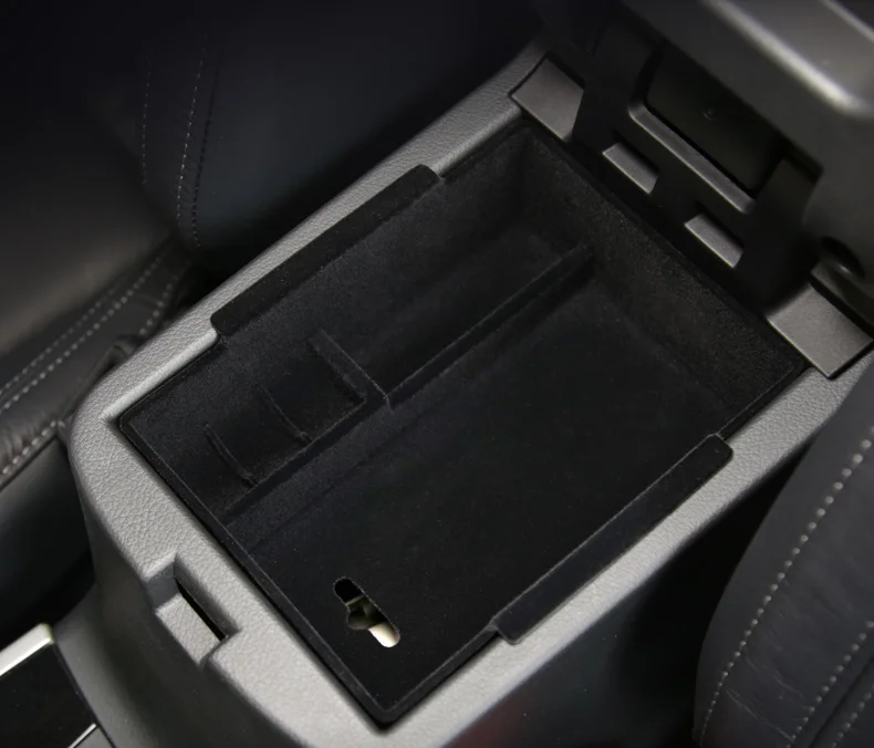 Подлокотник держатель коробки для хранения Mitsubishi Outlander 2019 + Внутренний