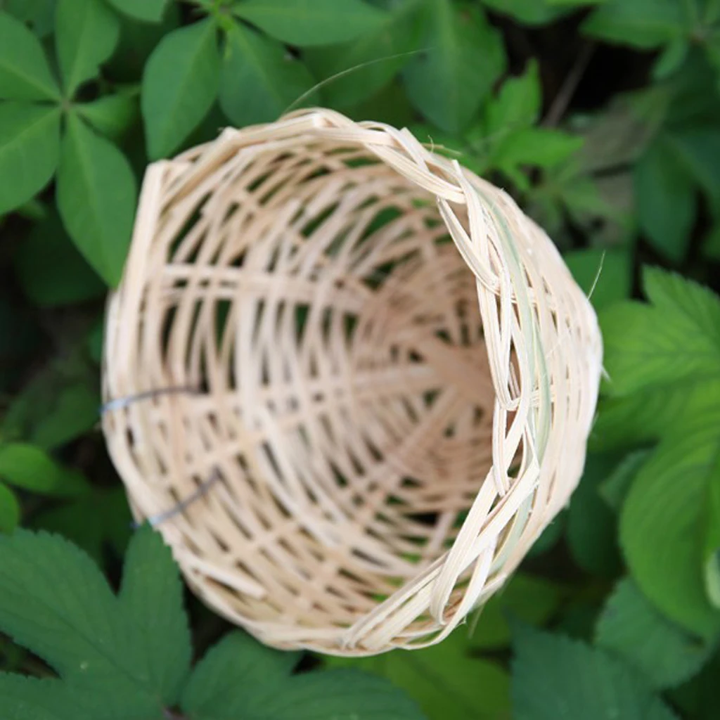 Handmade Bamboo Bird Nest Bird Rest Cave Cage House Nature Craft  for Finch & Canary & Small Parrot Garden Home Decoration