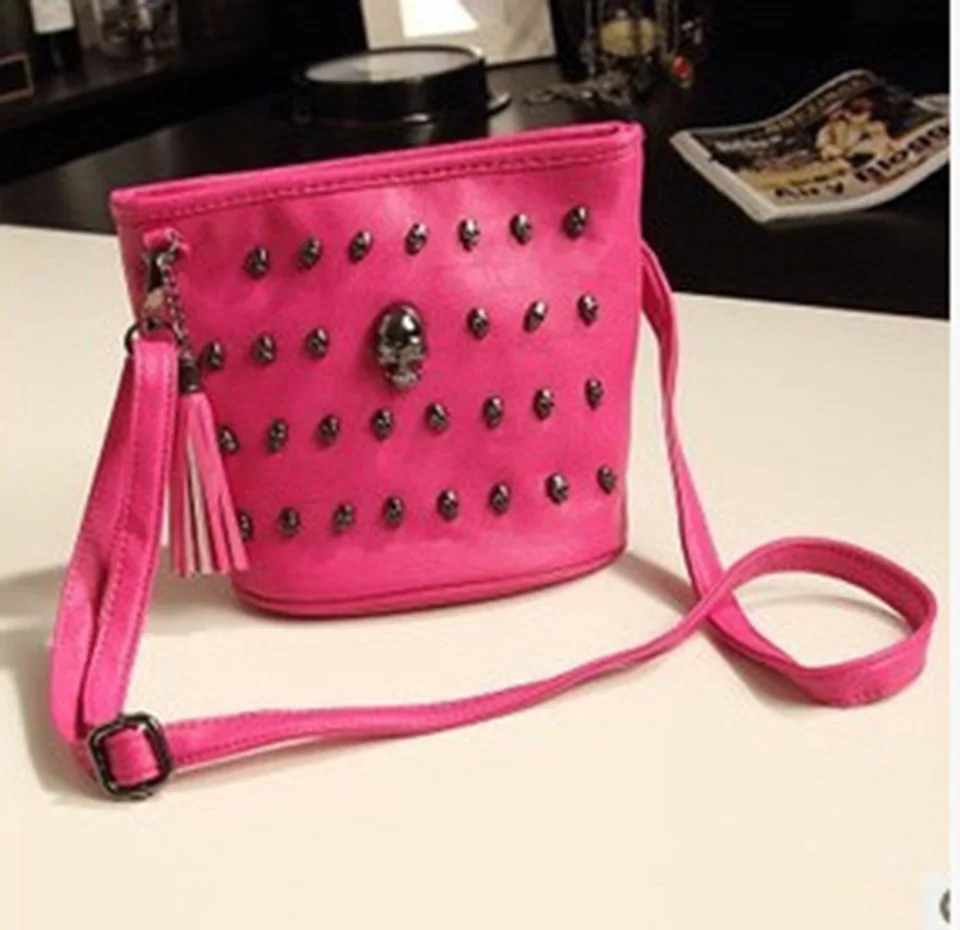 

Women Shoulder Bags Neon Color Hot Pink Skull Rivet Fashion Bag Punk Crossbody Bags PU Leather Messenger Bag Tassels