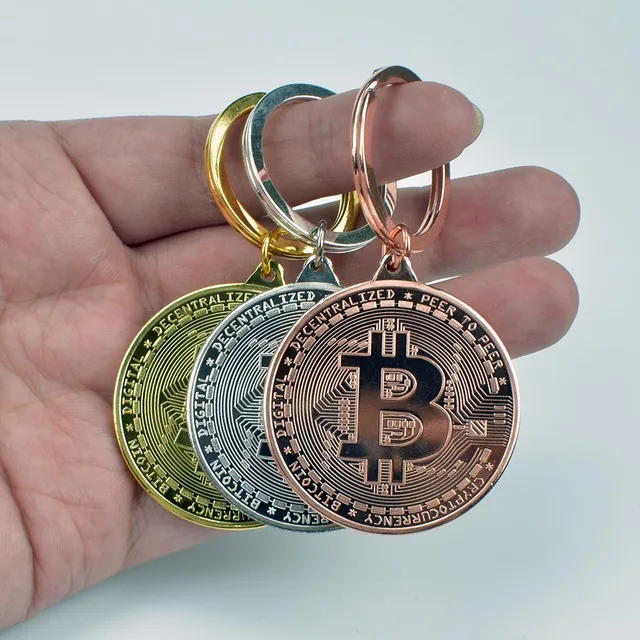 Pure gold silver Plated Bitcoin Keychain Bit Coin Coin Key Chain Collectible  Physical Metal Coin 1