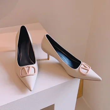 

elegant, shallow mouth, high-heeled, cow leather, thin heel, v-buckle, net red, 2020 new fashion women's shoes supply