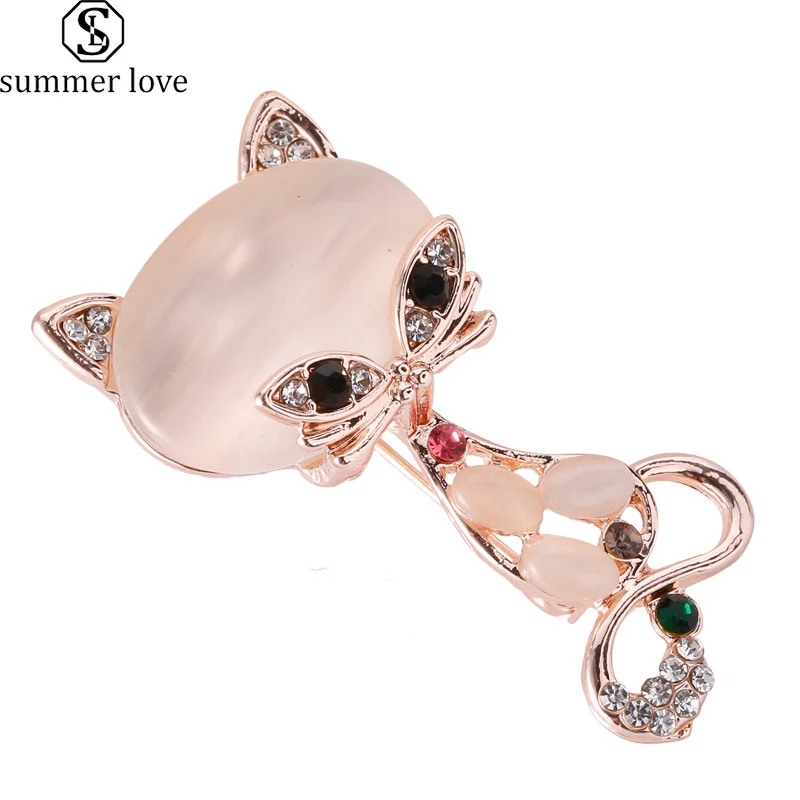 

Cute Dragonfly Fox Enamel Pin Brooch Maple Leaf Christmas Glove Funny pins for Women Accessories Collar Luxury Jewelry Kids Gift